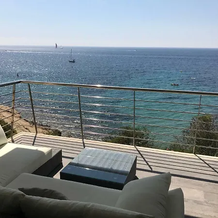 Sea Front, First Line, Air Conditioning, Heating, First Floor, 2 Habs 4beds Moraira